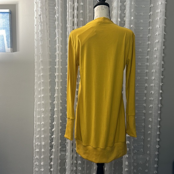 Merokeety Mustard Cardigan Size Large - Picture 2 of 5